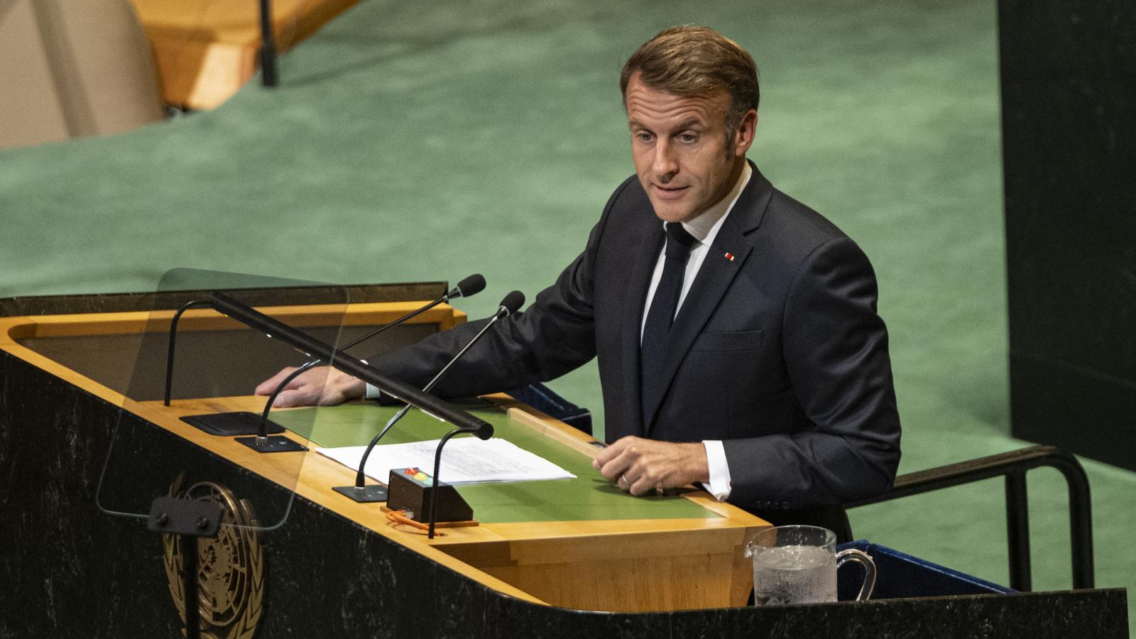 Emmanuel Macron francia elnök