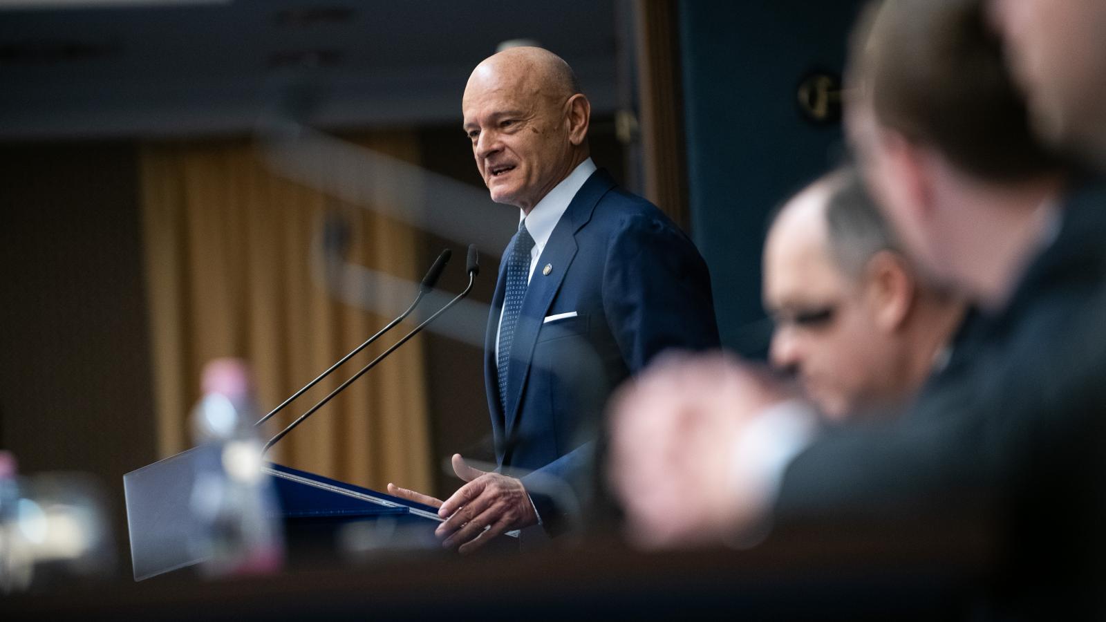 Patai Mihály - Korábbi felvétel