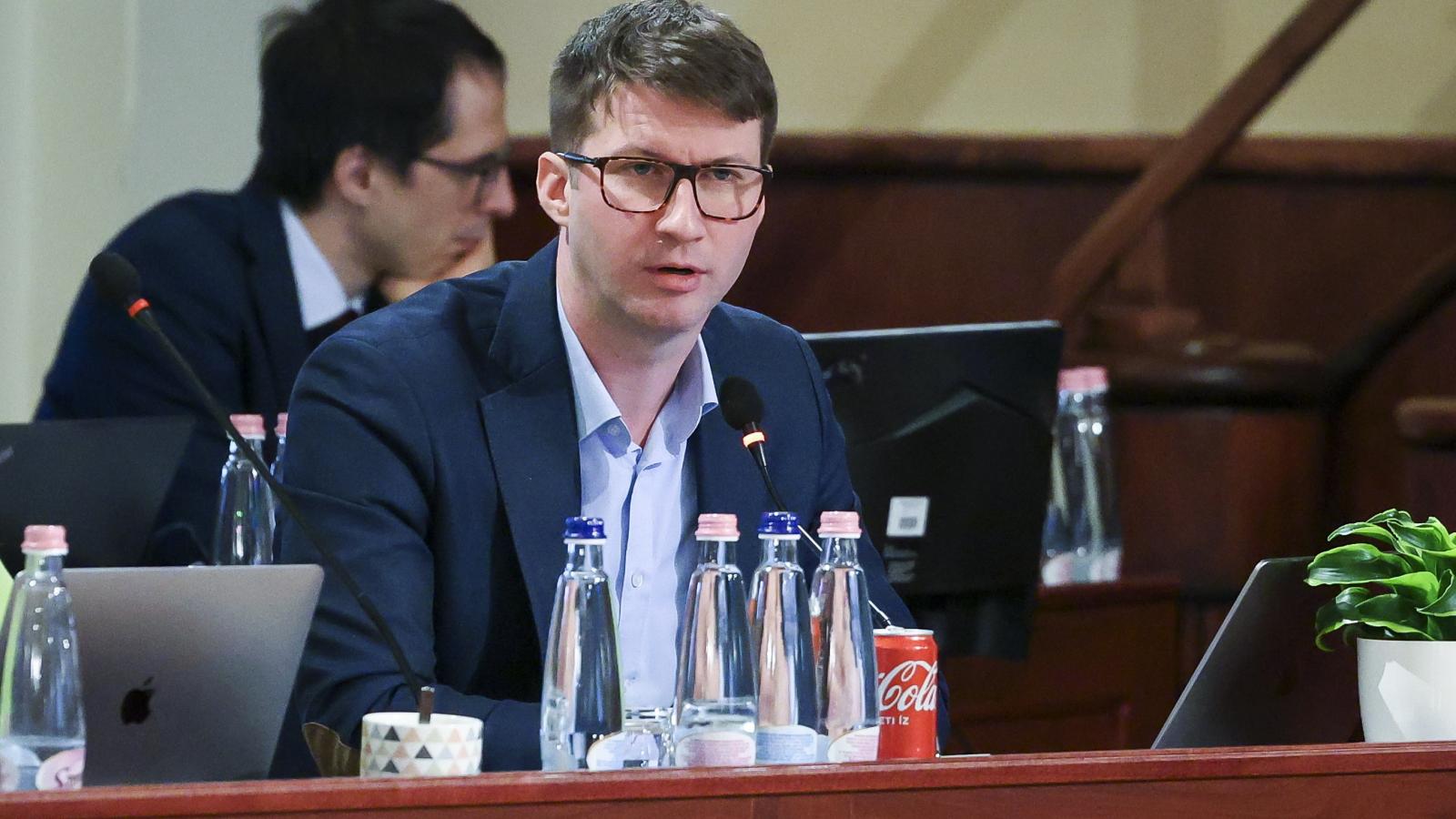 Böröcz László - Korábbi felvétel