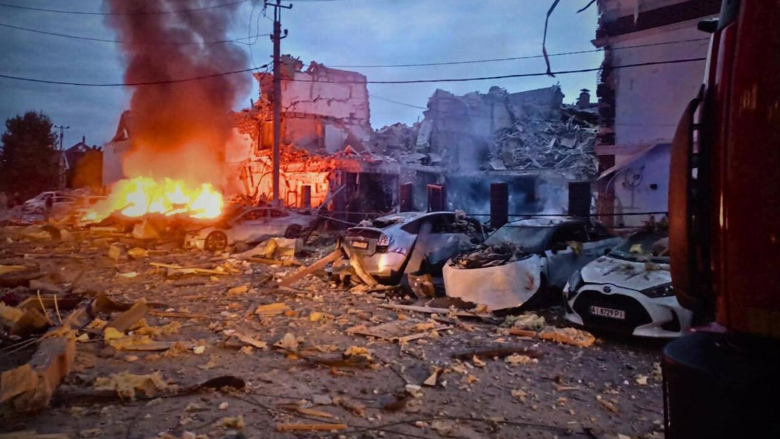 Kijev lángokban 2025. szeptember 28-án reggel