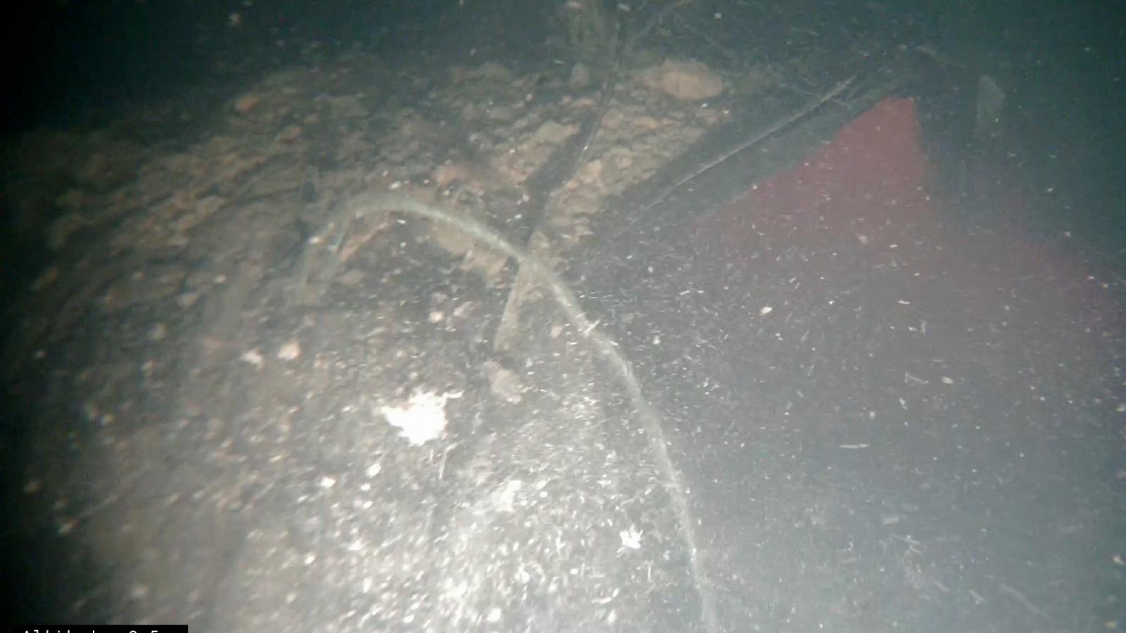 A megrongálódott vezeték a tengerfenéken 2022. október 17-én