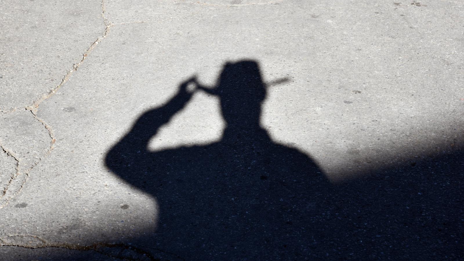 A tanár úr
akkoriban feltűnő,
mert nem
divatos, széles
karimájú kalapot
viselt