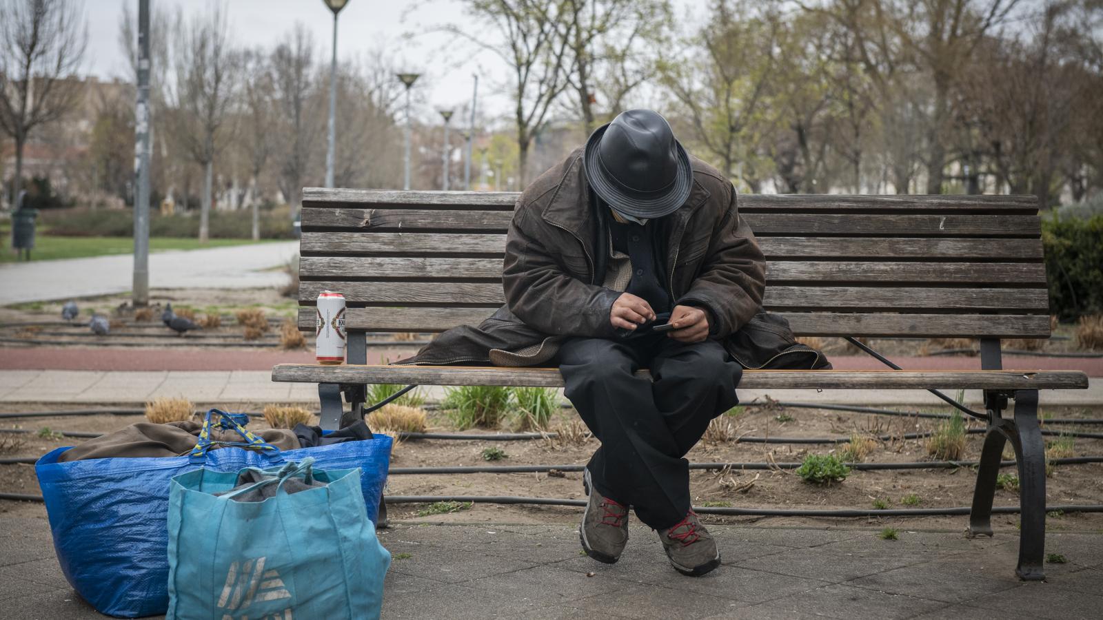 Kit érdekel, mi
lesz az utcára
került emberekkel,
a hajléktalanokkal?