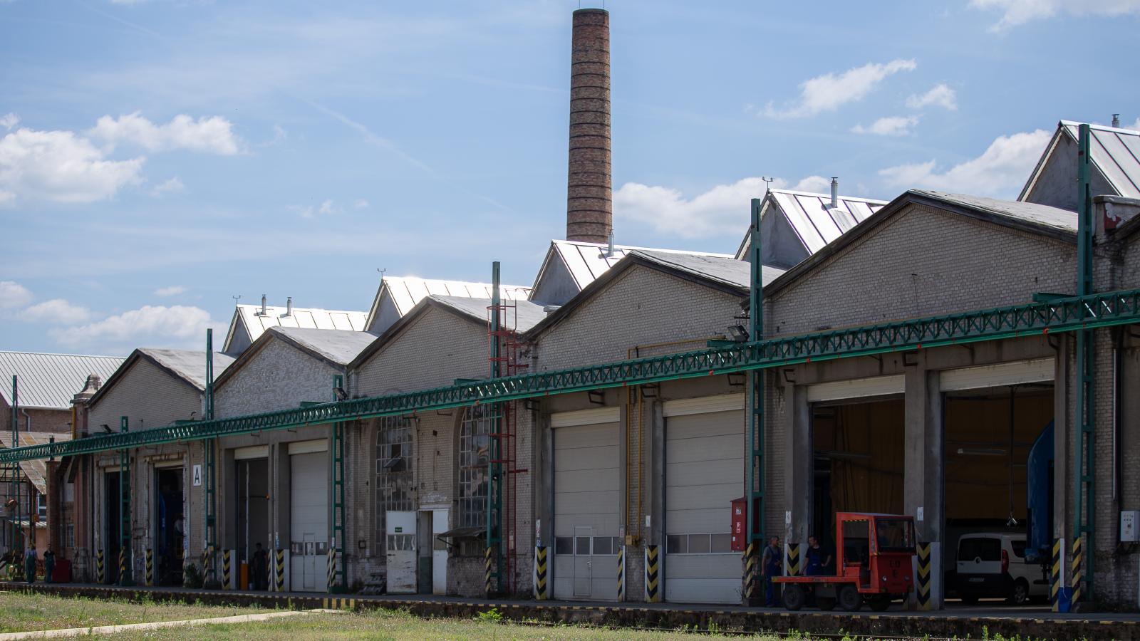 A Dunakeszi Járműjavító is lehúzhatja a redőnyt