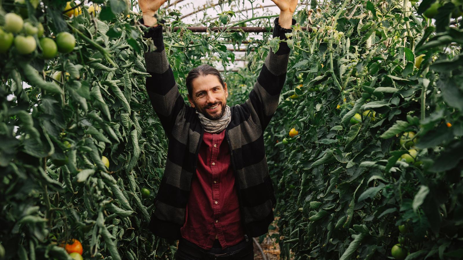 Benyhe Bernát, az Ég és Föld Szociális Ökokert alapítója