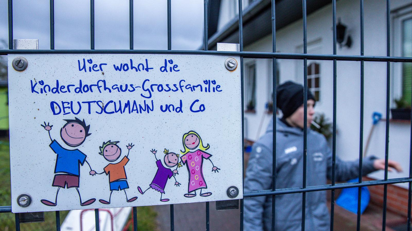 Osztrák és magyar példákból is jól tudjuk, nem mindenhol olyan idilli a gyermekek helyzete, mint ebben a németországi otthonban