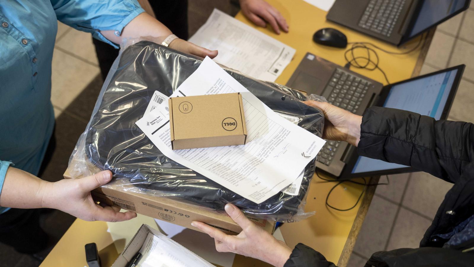 Laptop van, interaktív digitális tananyag nincs