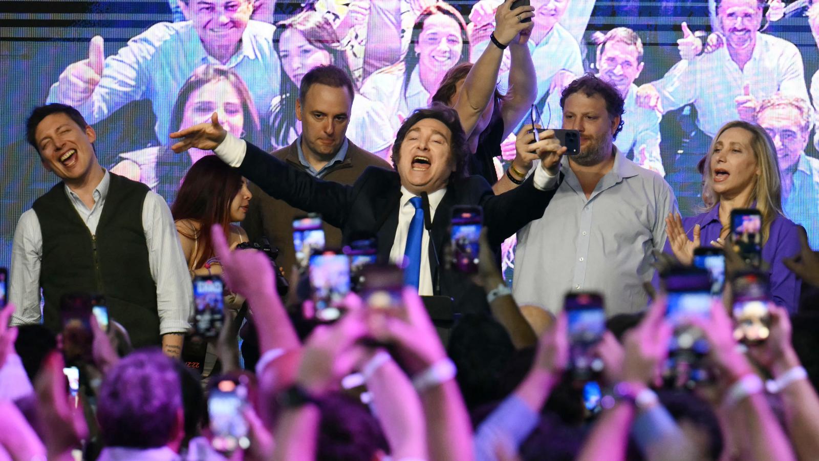 Milei kampányának másik sarkalatos pontja a gazdaság megmentése volt