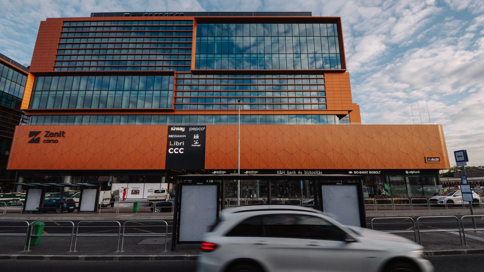 Megkapta az engedélyt a Bosnyák téri irodaépület