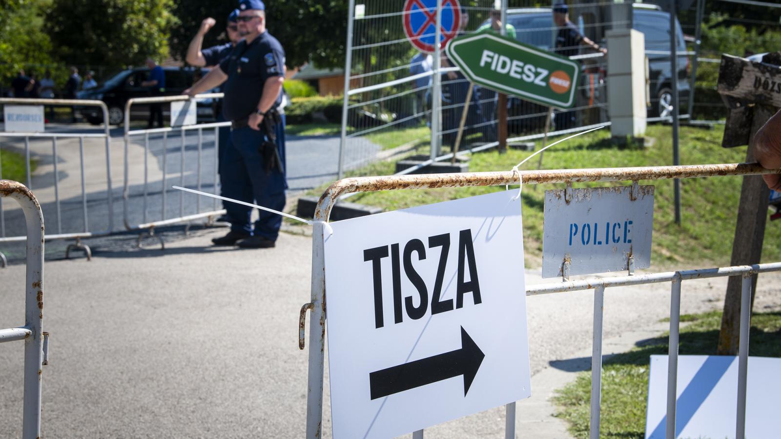 Szombaton Győrben is megismétlődhet, ami szeptember 7-én Kötcsén, rivalizálhat a Tisza Párt és a Fidesz