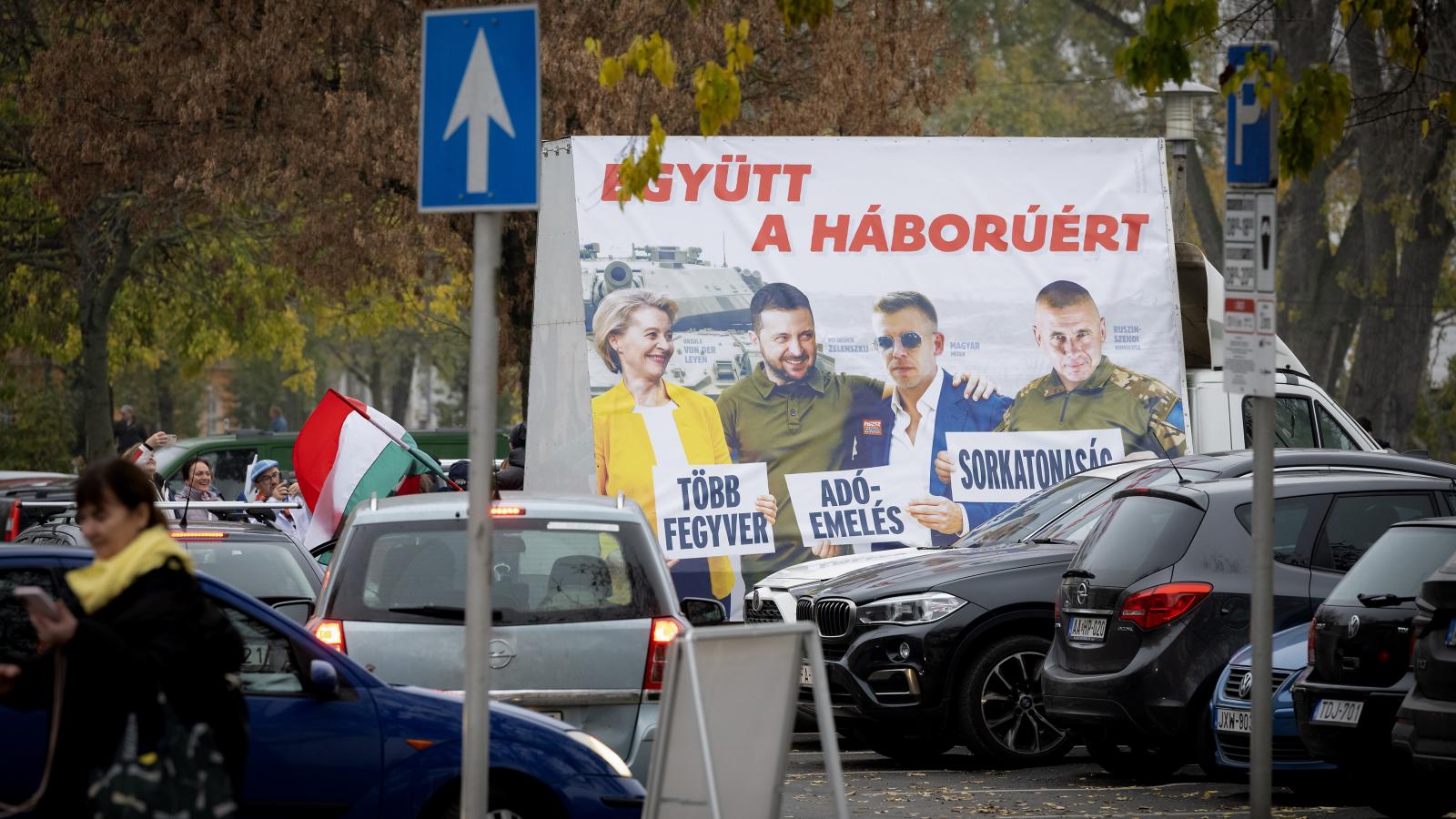 Ugyanez a plakát feltűnt már Győrben is