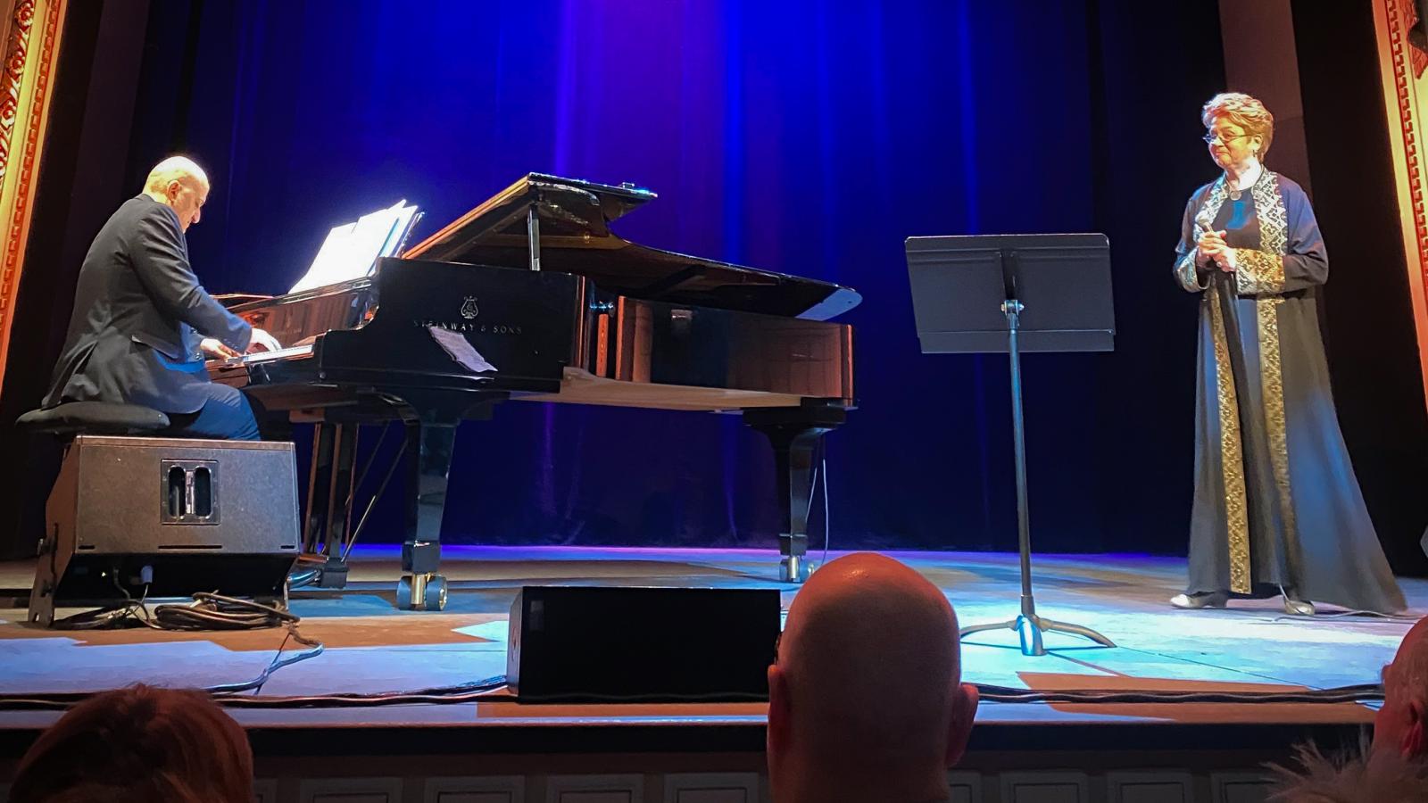 Oláh Kálmán és Lakatos Ágnes estje több volt, mint koncert, egy releváns kutatás zenei kiterjesztésévé is vált