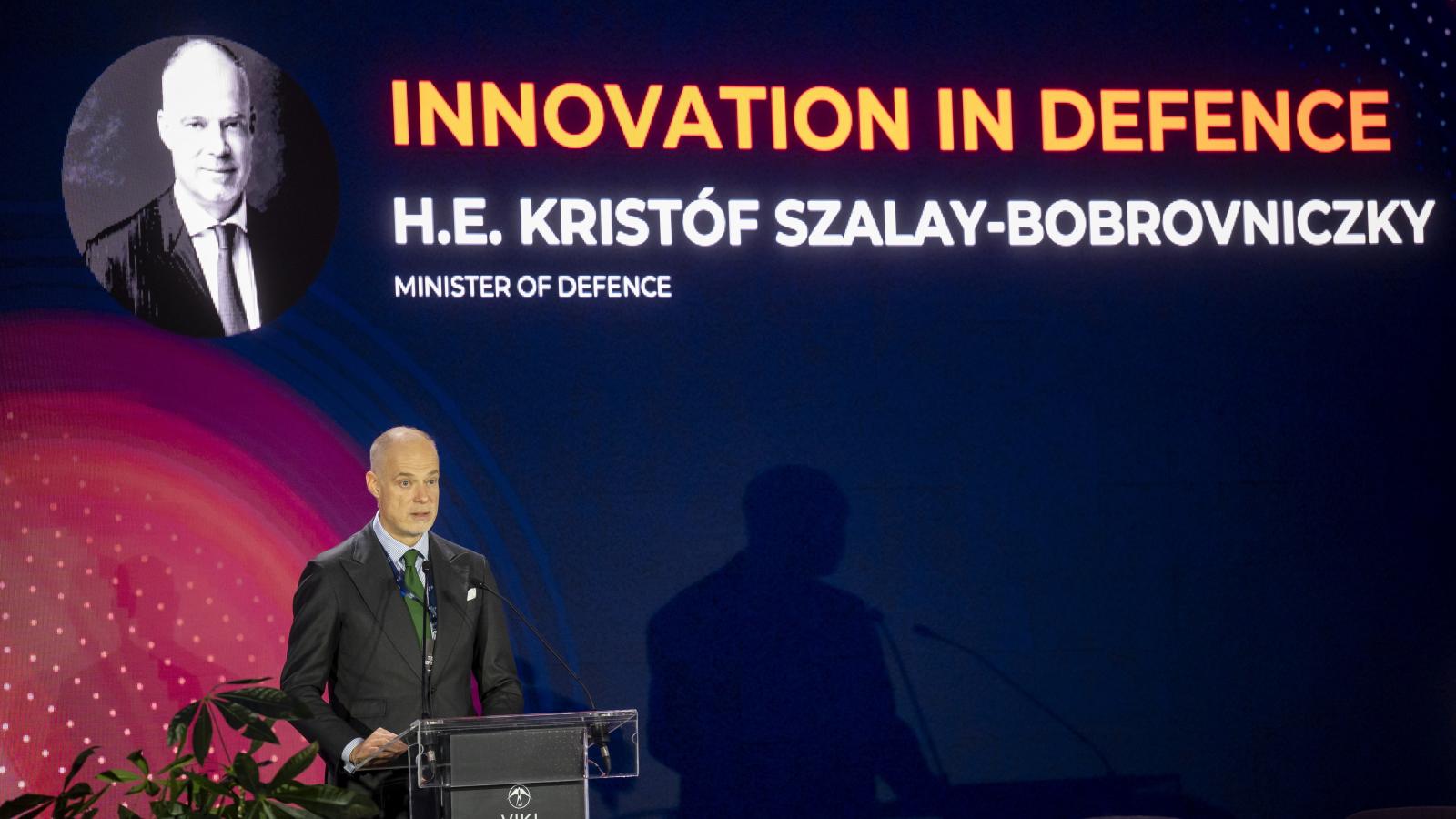 Erre a rendezvényre akart bejutni a nagykövet.