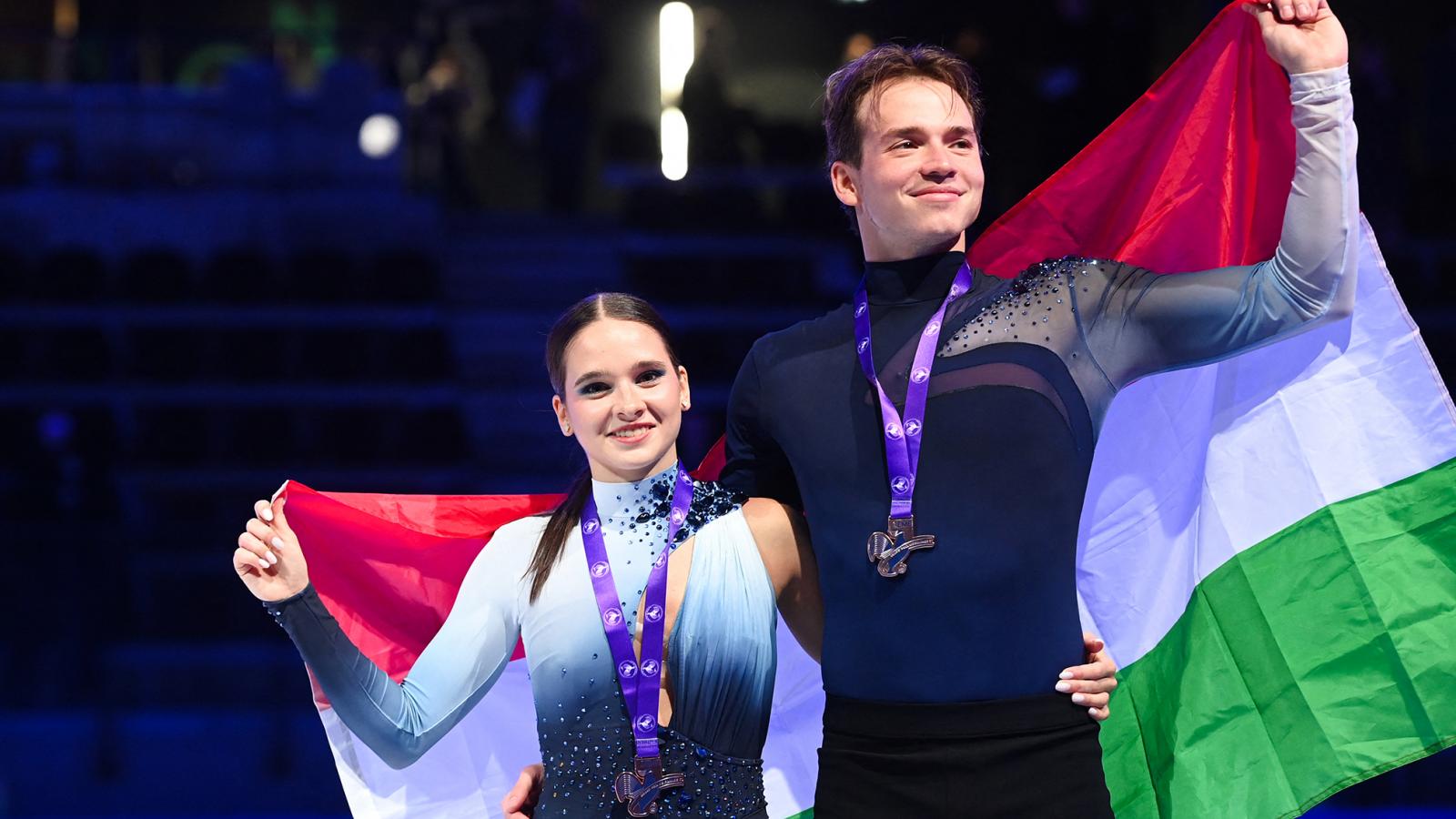 A téli olimpiáról „kitiltott” orosz sportolóknak megoldás lehet, ha más ország színeiben indulnak. A Pavlova Maria és Sviatchenko Alexei műkorcsolya­páros hazánkat képviseli majd