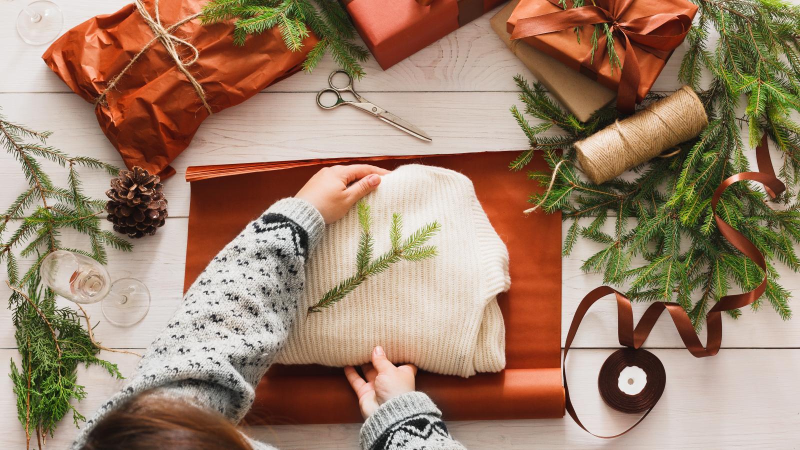 A fa alatt egy olyan remek pulóver várt, amihez még Jamie Oliver is csettintett volna