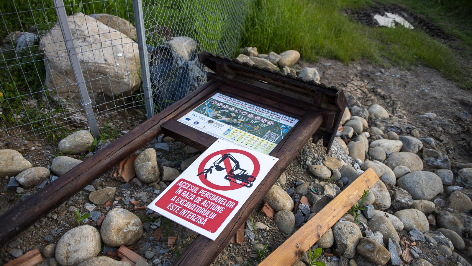 A parajdi sóbánya bejáratánál 2025. augusztus 2-án.