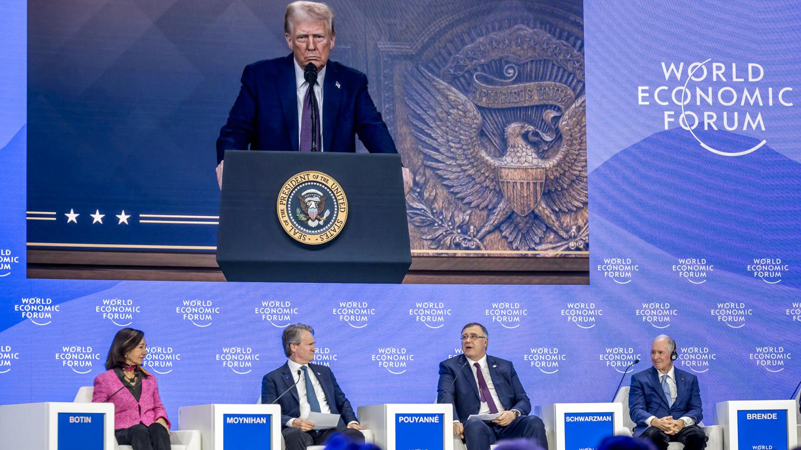 Donald Trump idén személyesen is ott lesz a svájci síparadicsomban, ahol január 22-én az ukrán elnökkel folytat megbeszéléseket