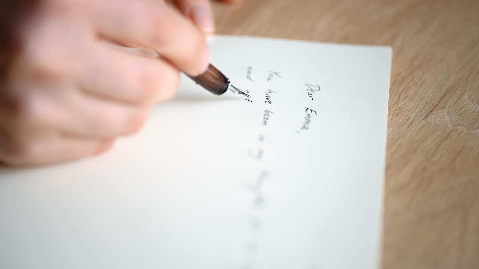 Egy másik műfaj is kezd eltűnni manapság: a szerelmes levél