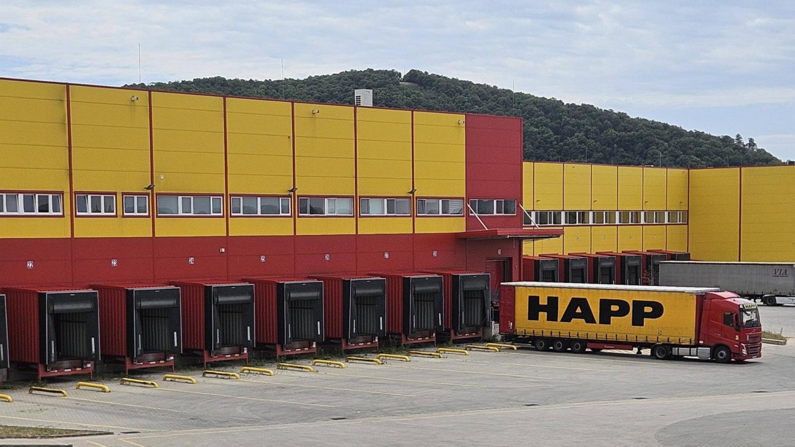 Nem az iparban, hanem a szolgáltatásexportban a jövő – gazdaságpolitikai változások mindenképpen kellenek, az áprilisi választások eredményétől függetlenül is