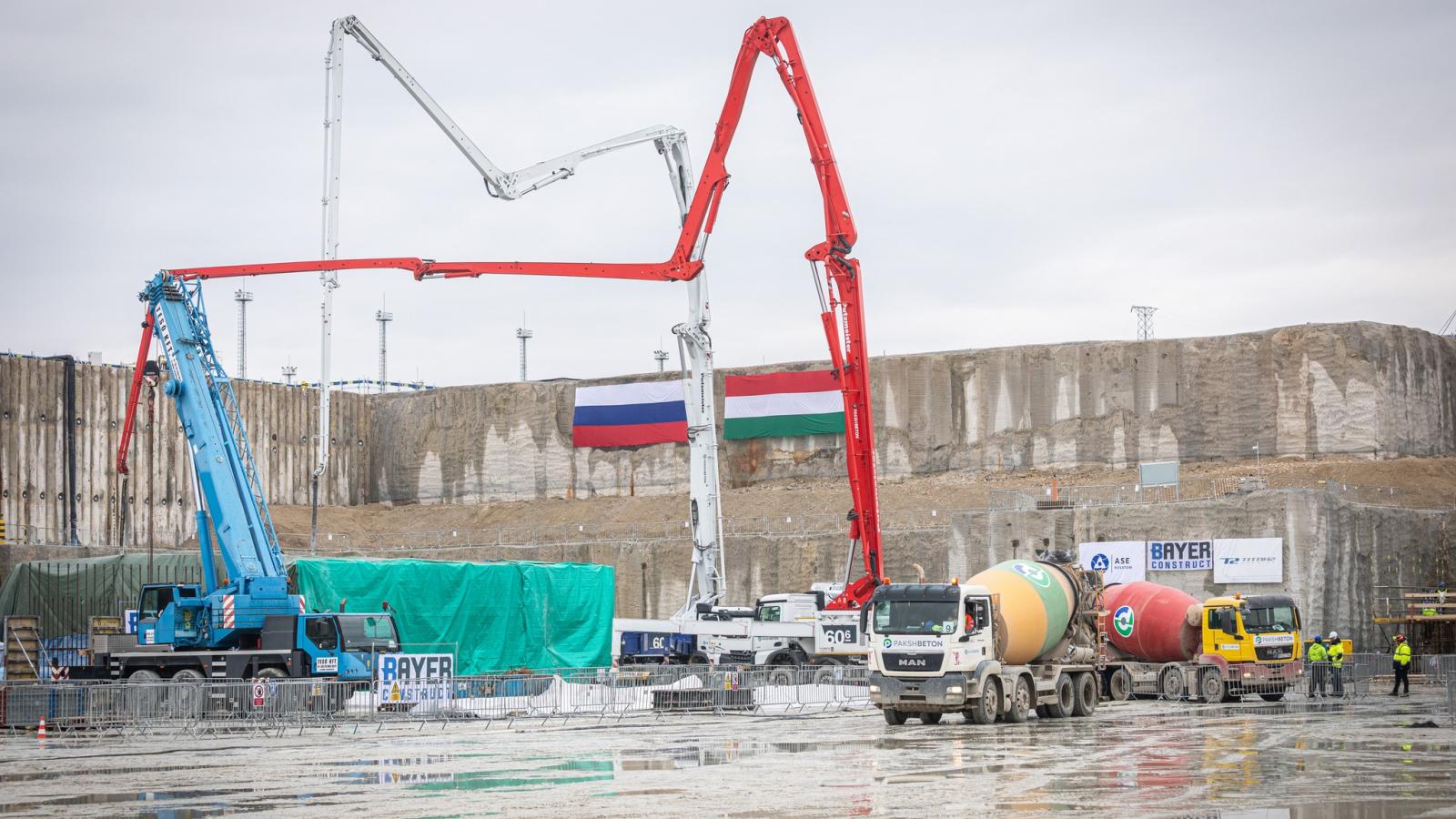 A nukleáris beruházások világszerte csúsznak, Magyarország sem kivétel