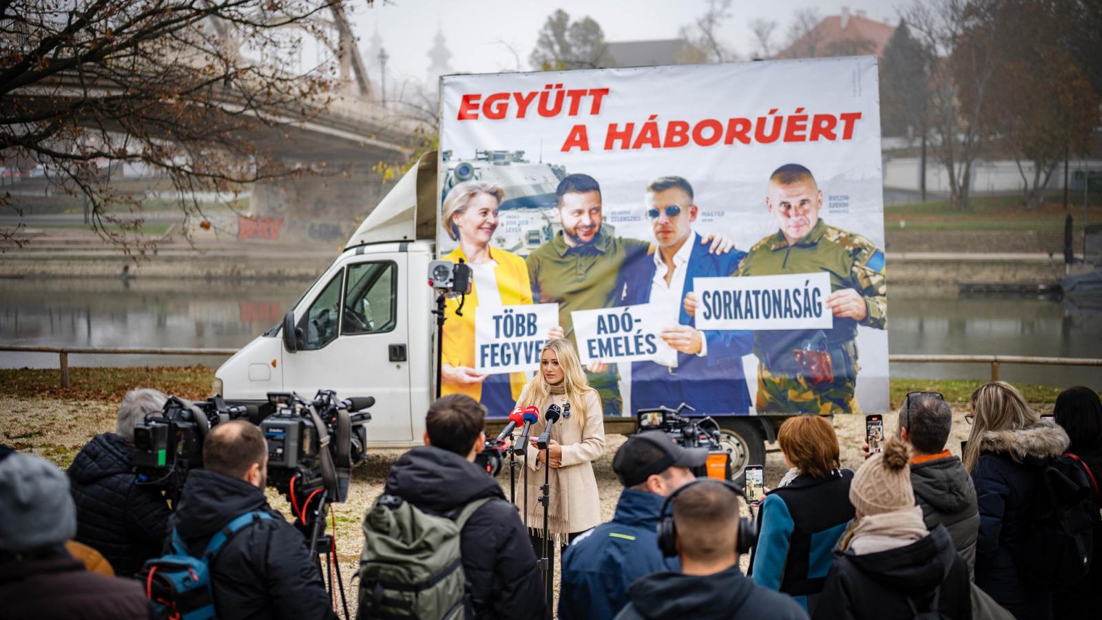 Fideszes kampány, szokásos kép. Legalább a Facebook tisztább egy kicsivel