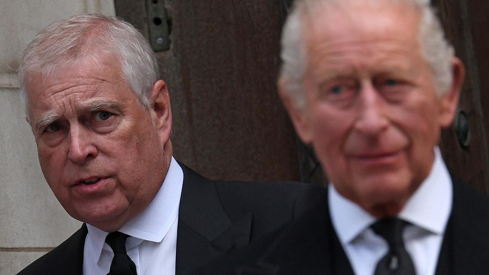 András volt yorki herceg és a bátyja, III. Károly király 2025. szeptember 16-án.