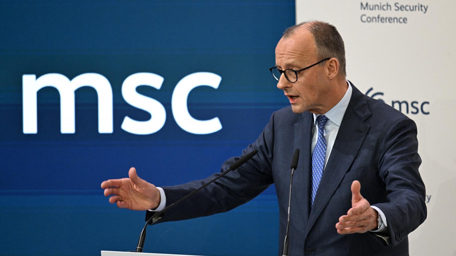 Friedrich Merz a müncheni biztonságpolitikai konferencián február 13-án 