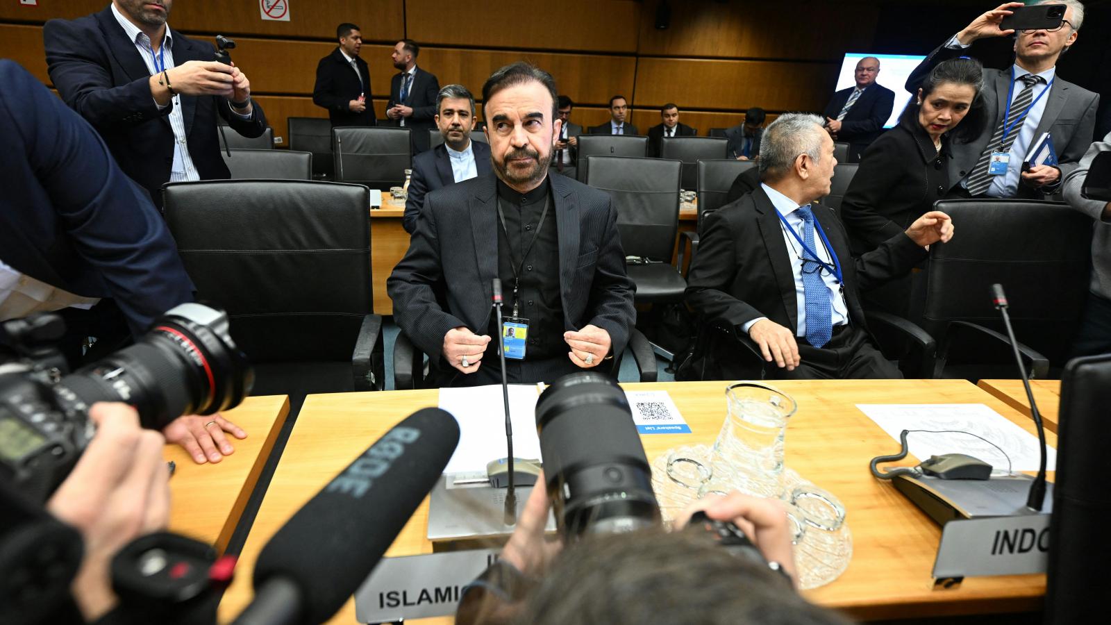 Reza Najafi, Irán állandó képviselője a Nemzetközi Atomenergia Ügynökségnél a szervezet bécsi székházában március 2-án 