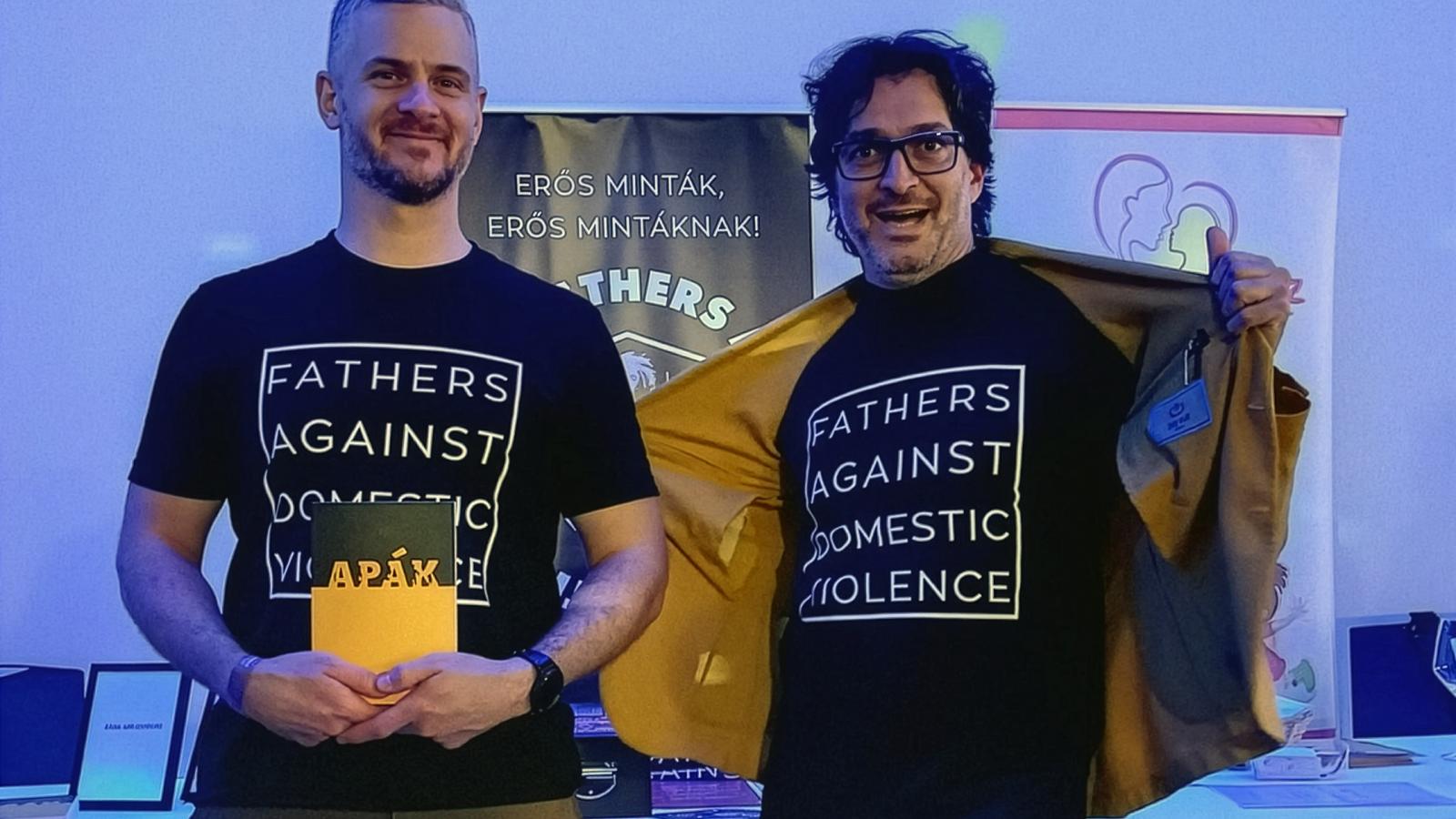 „Apák a családon belüli erőszak ellen” – kampány, amely több, mint divat