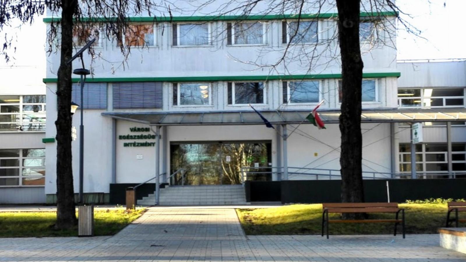 A százhalombattai szakrendelő. 