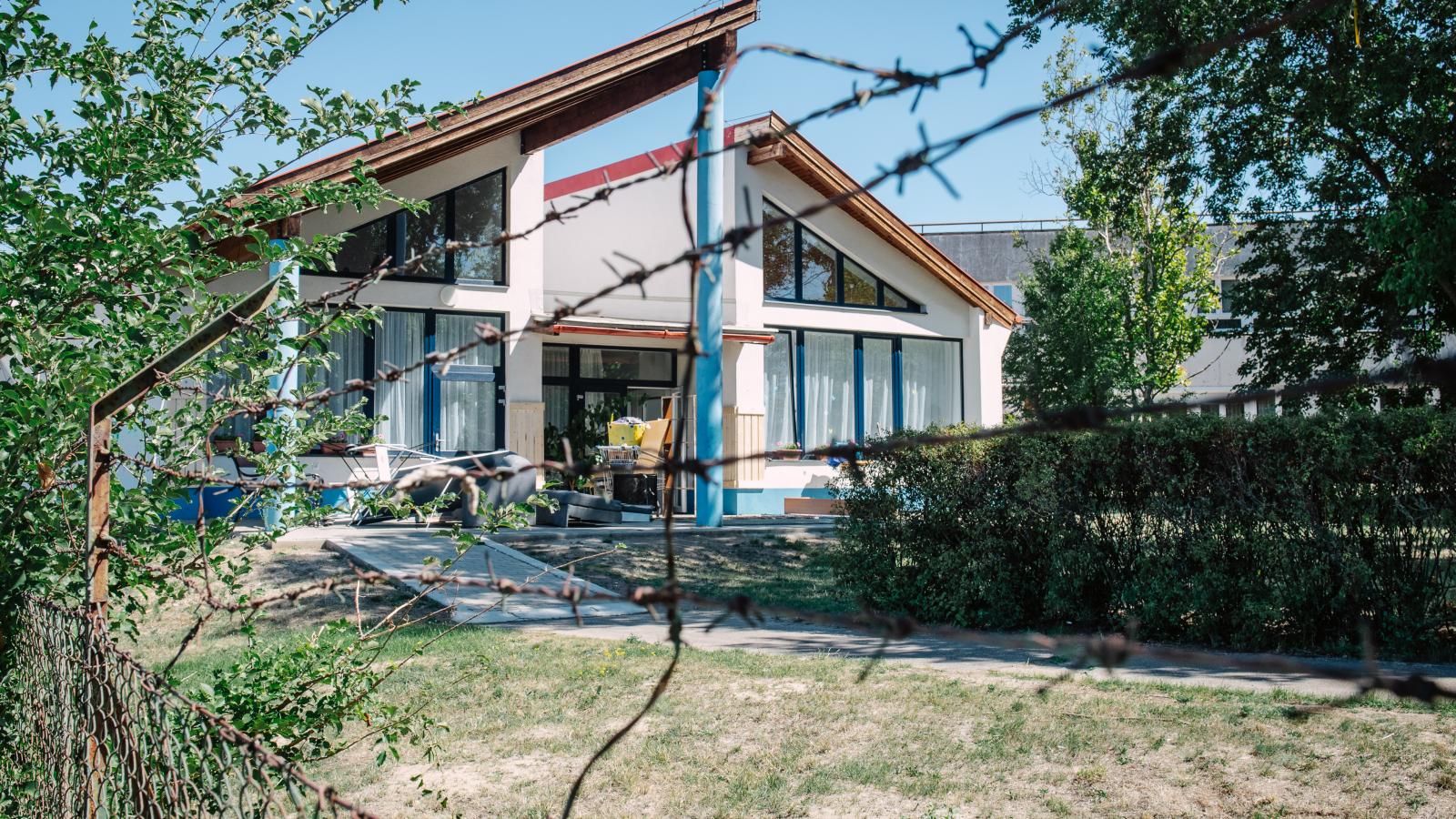 A szolnoki befogadóotthont többször be kellett zárni, mert nem volt elég dolgozó