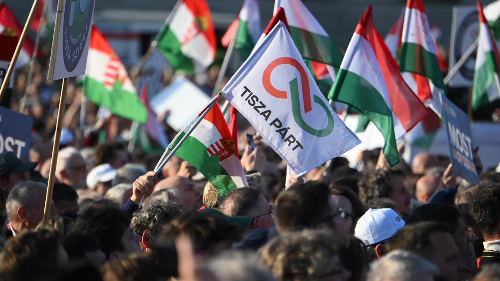 Nemzeti Menet - Tisza Párt