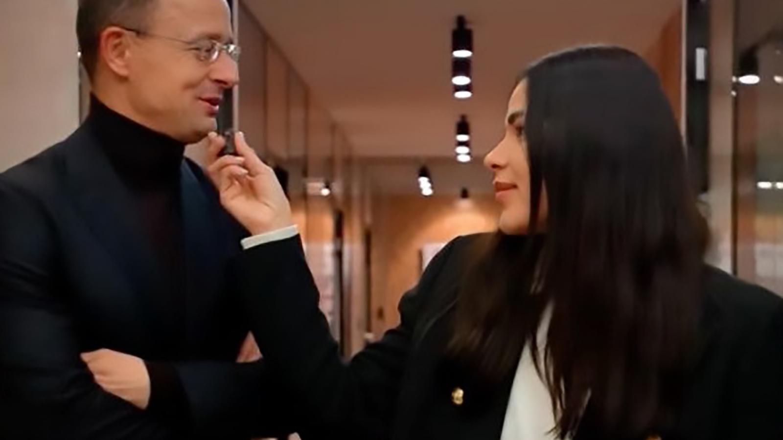 Gáspár Evelin Szijjártó Péterrel