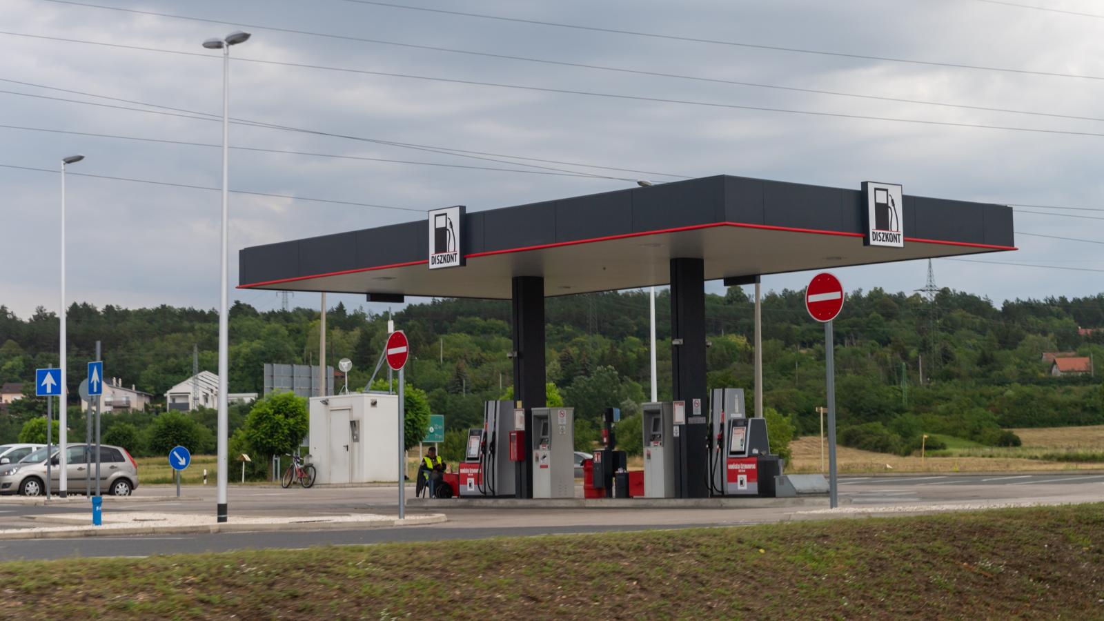 A kis kutaknak a stratégiai készletek 35 forintos árrésével is veszteséges az üzemeltetés