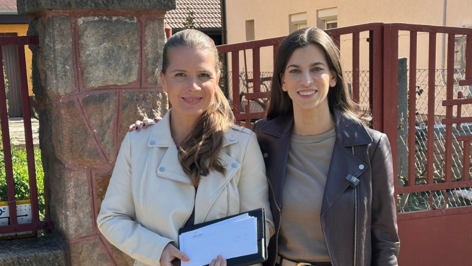 A most bocsánatot kérő politikus a gyűlöletkampány egyik arcával, Szentkirályi Alexandrával