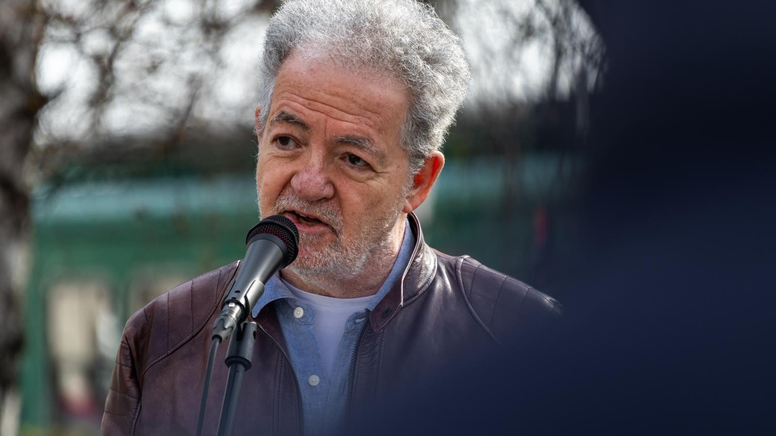 Arató András - Korábbi felvétel 