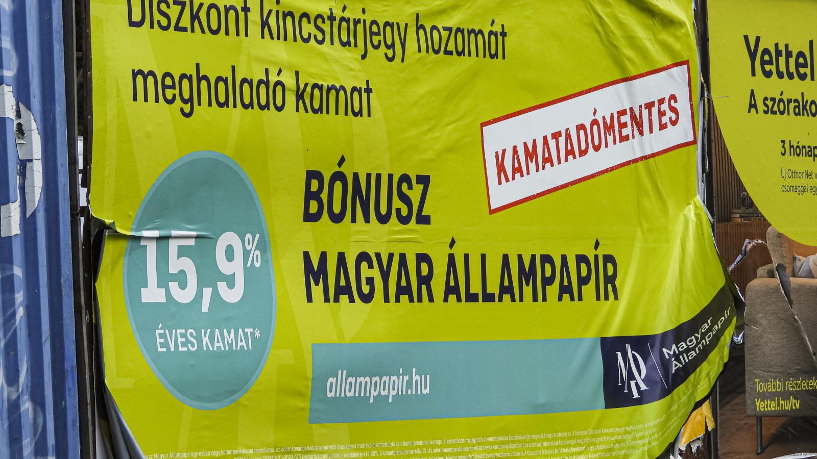  A rekord­infláció idején látott csúcskamatok mára megfeleződtek, de az állampapírok hozama még mindig magas