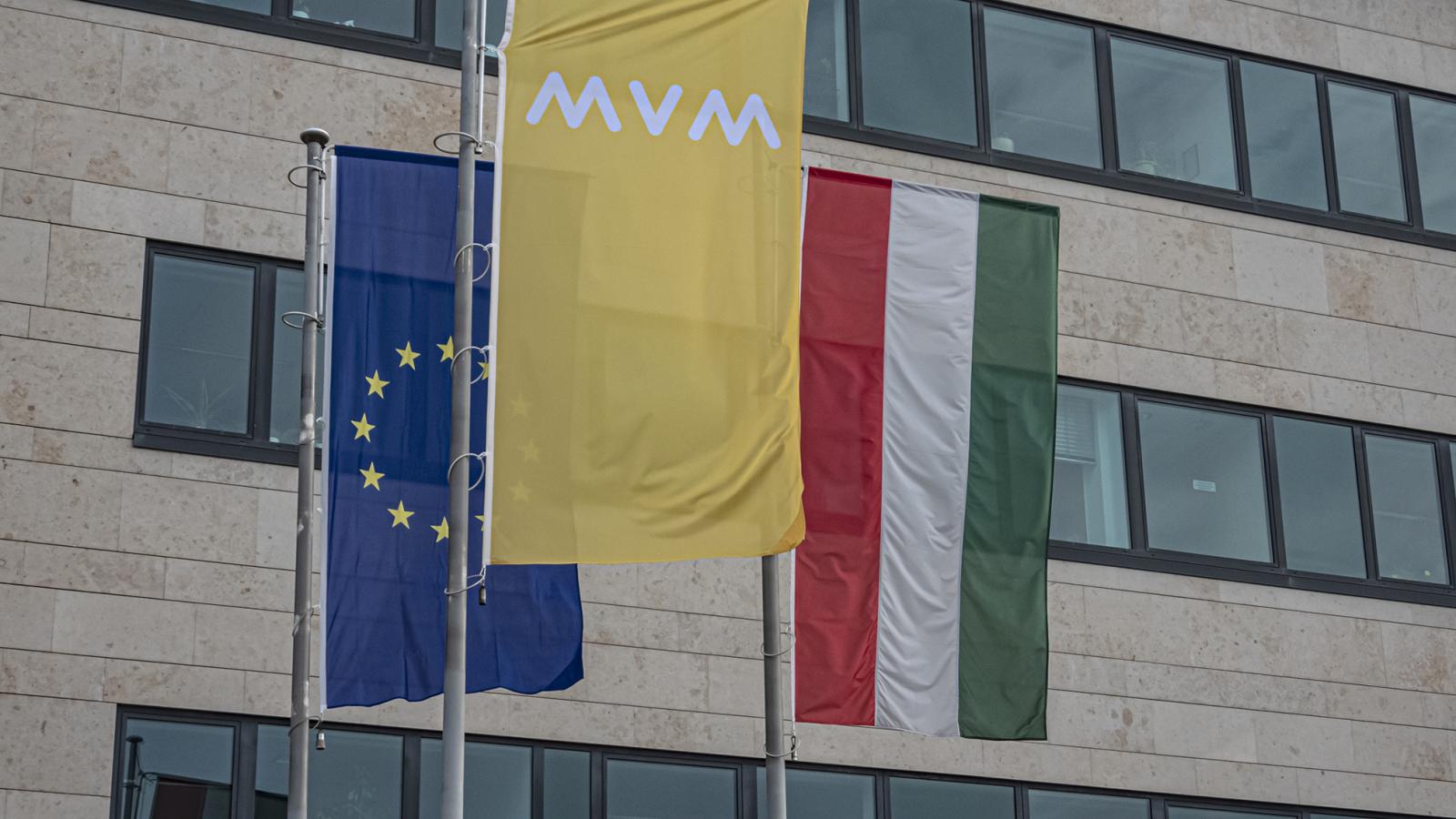 A rezsitámogatás bevezetése óta 3,1 ezer milliárddal „segítette ki”  az MVM-et az állam