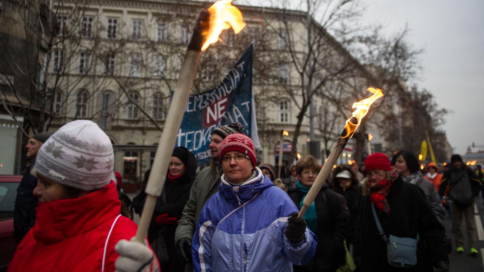 A pedagógusok korábban is tüntettek már jogaikért, a felvétel a februári demonstráción készült. FOTÓ: Népszava