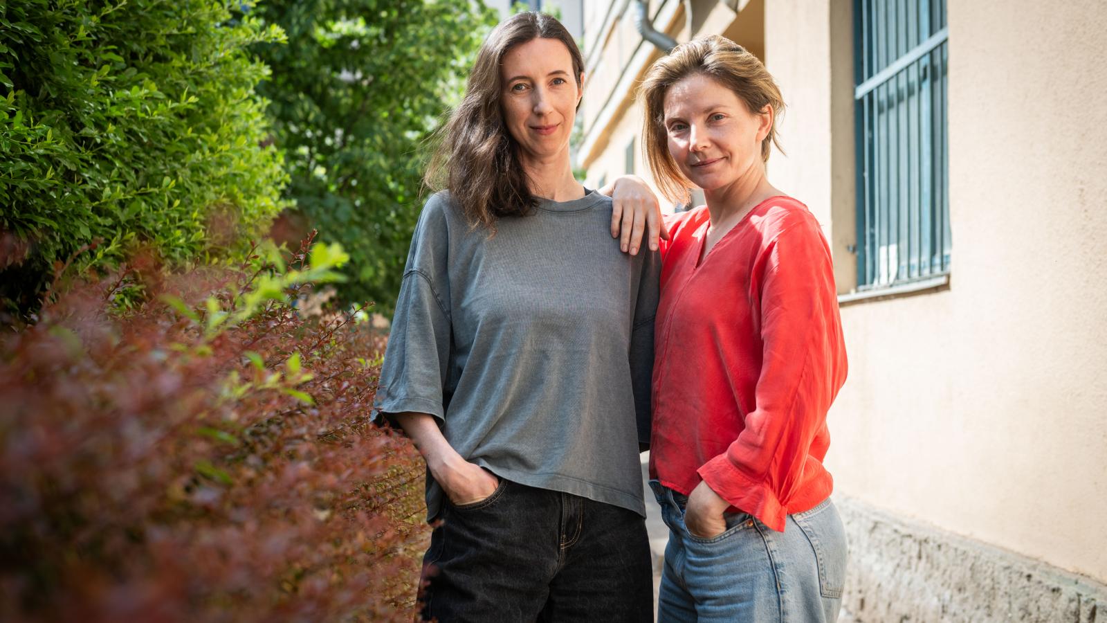 Dányi Viktória és Furulyás Dóra táncművészek, a Mothers Back kollektíva alapítói