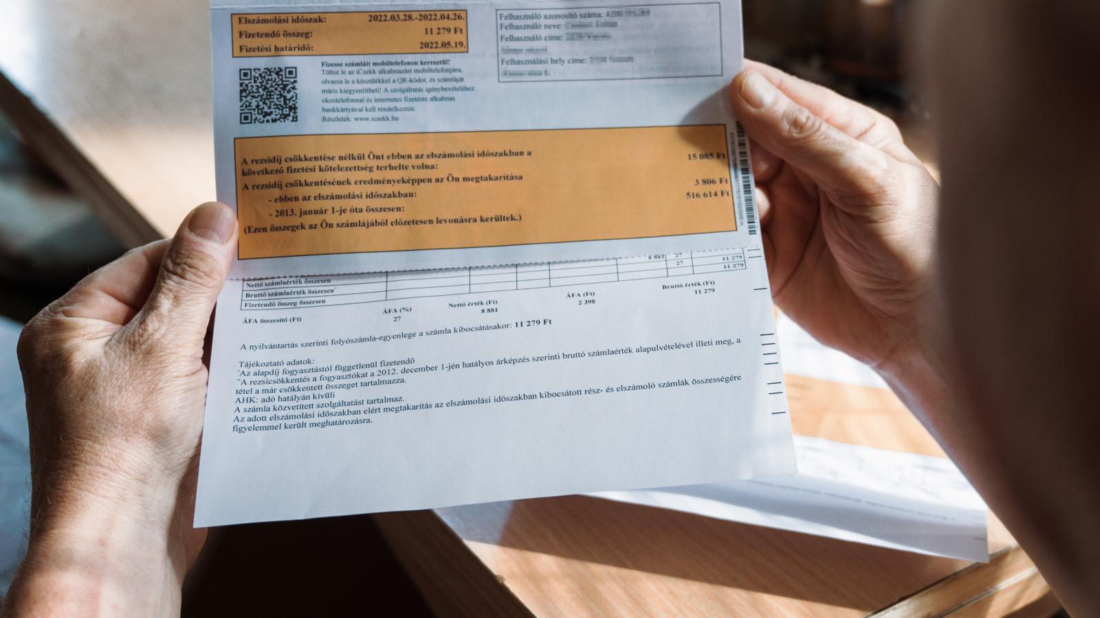 A számlák sok fogyasztó számára értelmezhetetlennek, a problémáik megoldhatatlannak tűnnek, segítséget pedig csak nehezen kapnak a szolgáltatóktól