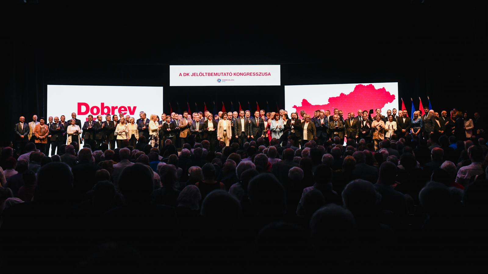 A Demokratikus Koalíció képviselőjelöltjeinek bemutatása 2025. október 5-én.