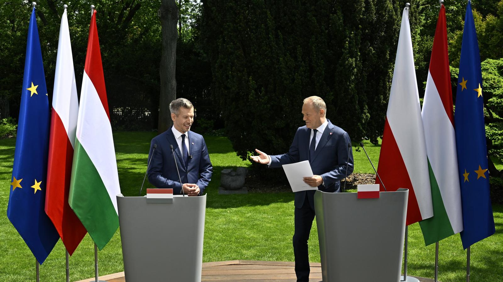 Magyar Péter és Donald Tusk Varsóban, 2026. május 20-án