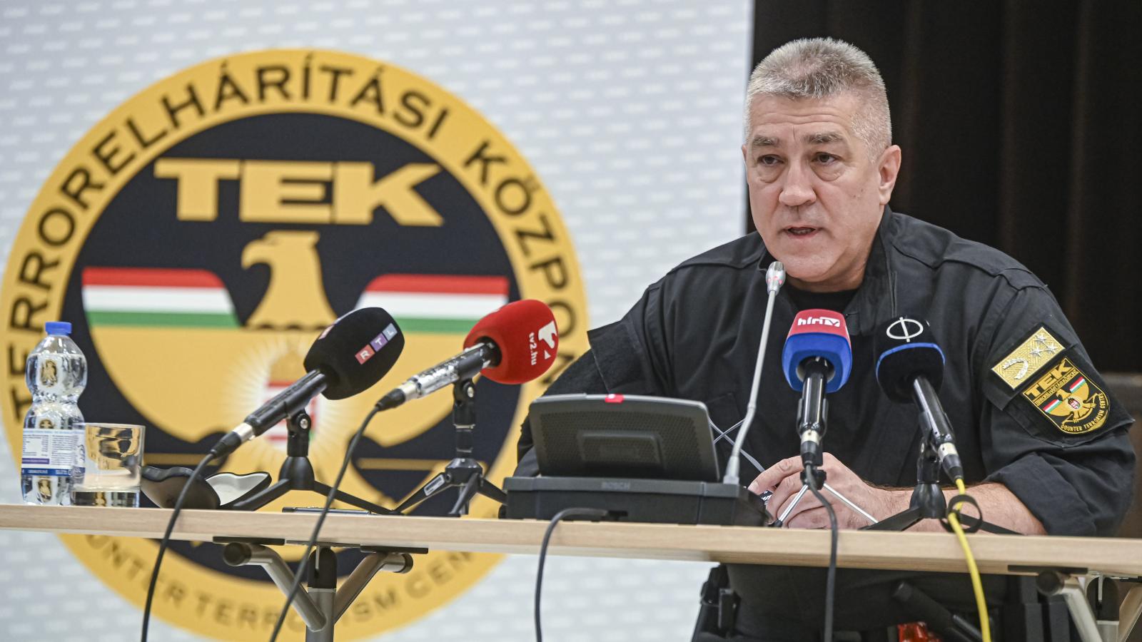 Hajdu János szerint az események láncolatából úgy tűnt, a férfi azt tervezte, ha kell, a rendőrökkel együtt hal meg