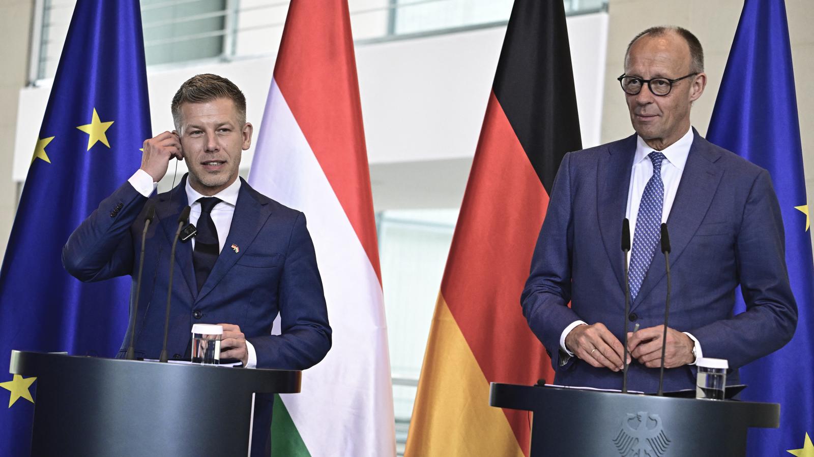 Magyar Péter és Friedrich Merz Berlinben június 2-án 
