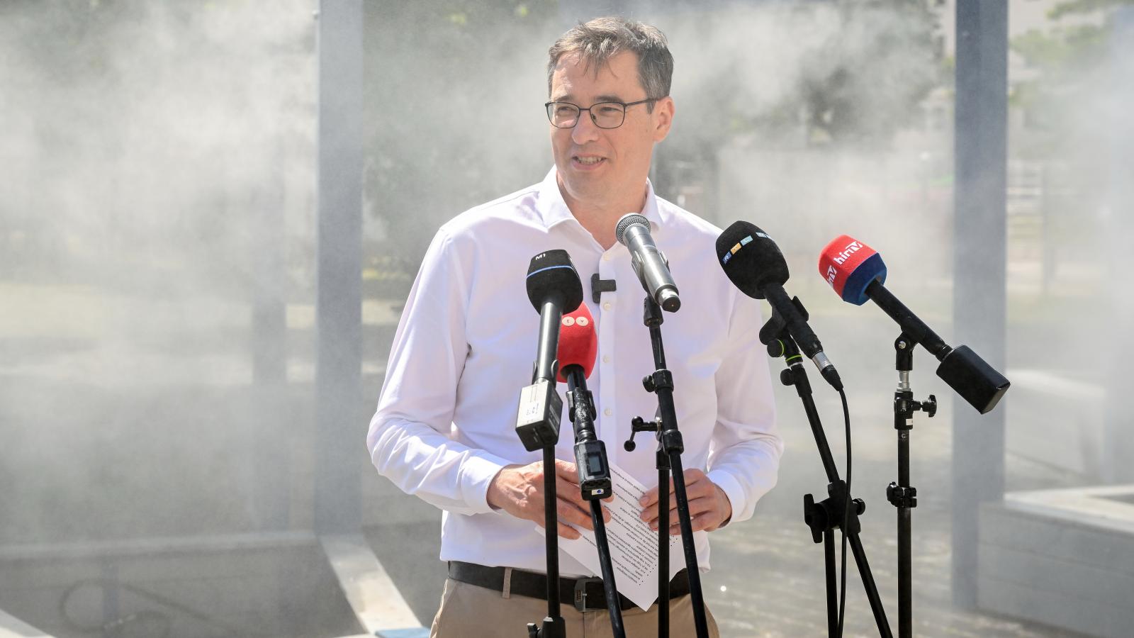 Karácsony Gergely a Városháza parkban 2026. június 19-én