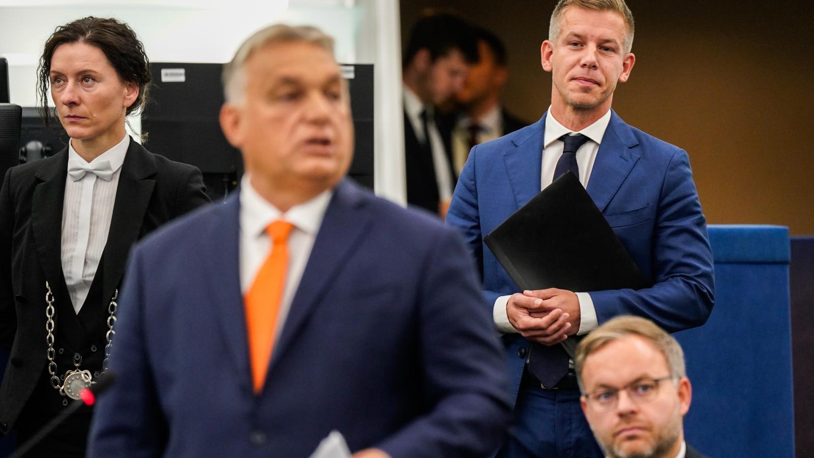 Nem kíván éles képet láttatni a progresszív adózásról a miniszterelnök