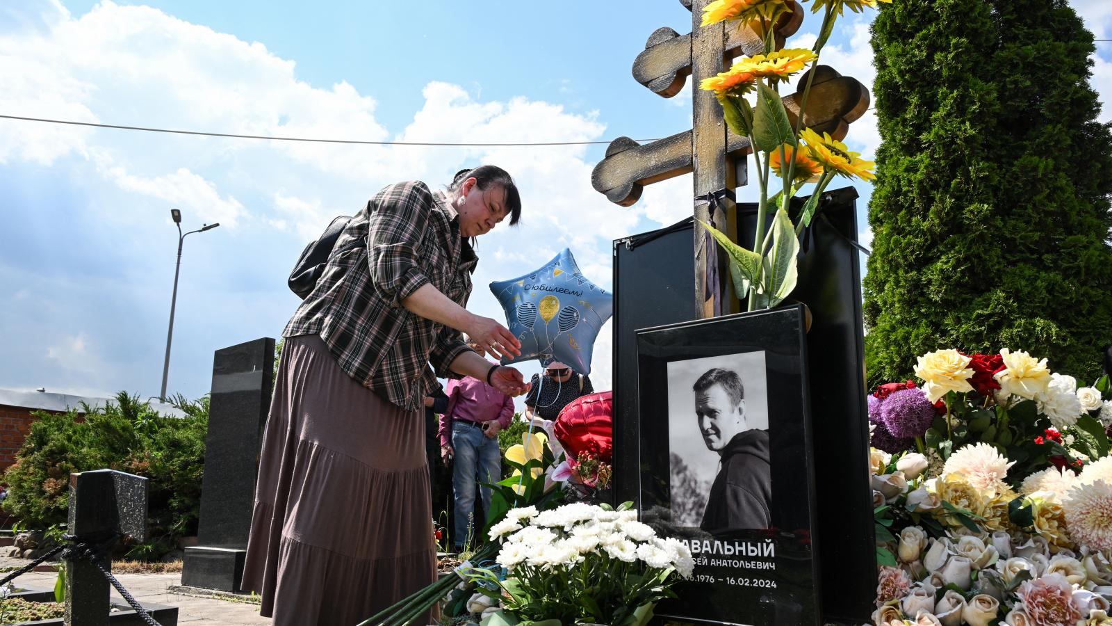 Alekszej Navalnij sírja a moszkvai Boriszovo temetőben