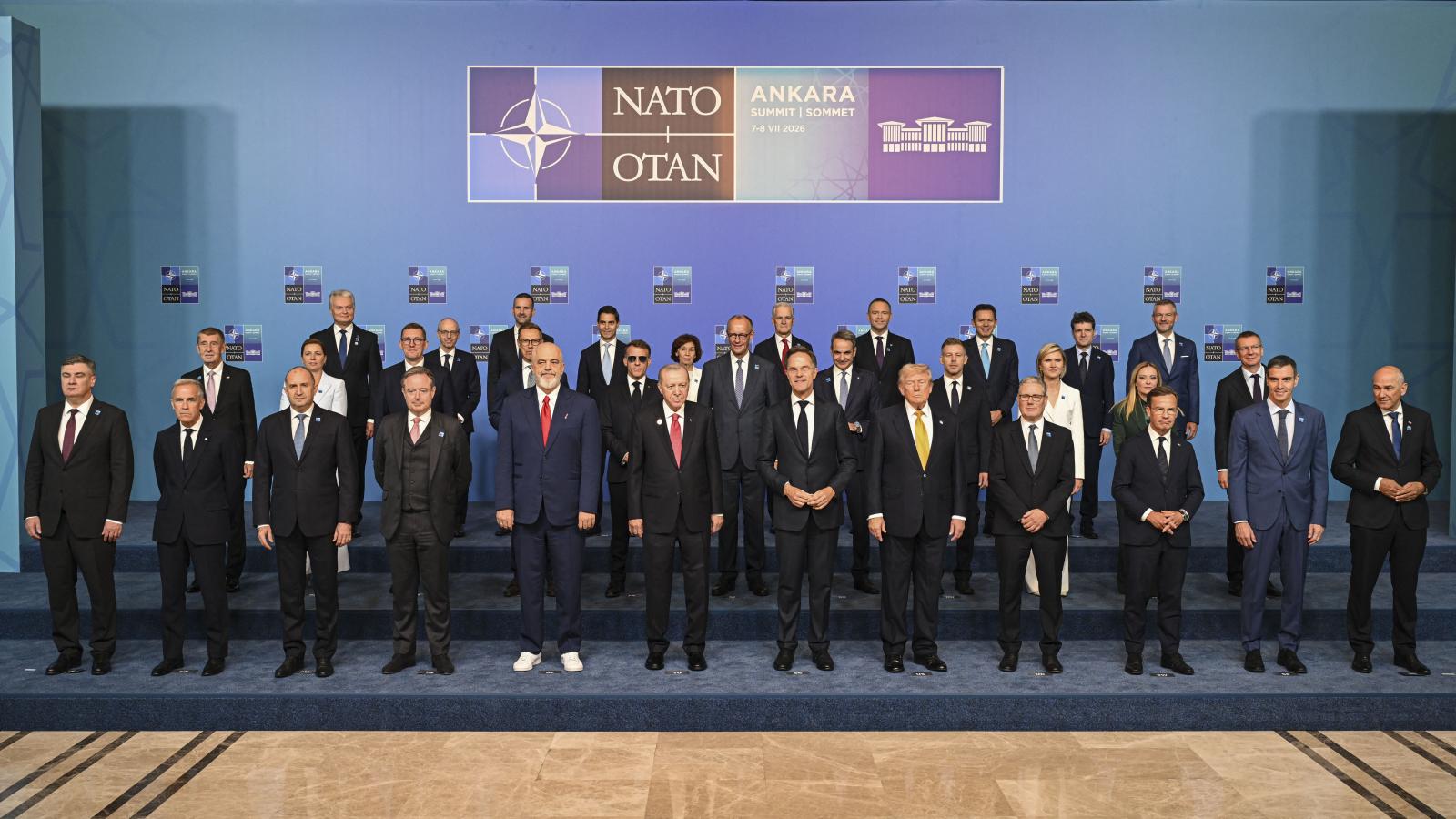 A NATO-tagállamok vezetői megerősítették elkötelezettségüket, hogy a szövetség alapokmányának 5. cikkelye alapján megvédik egymást
