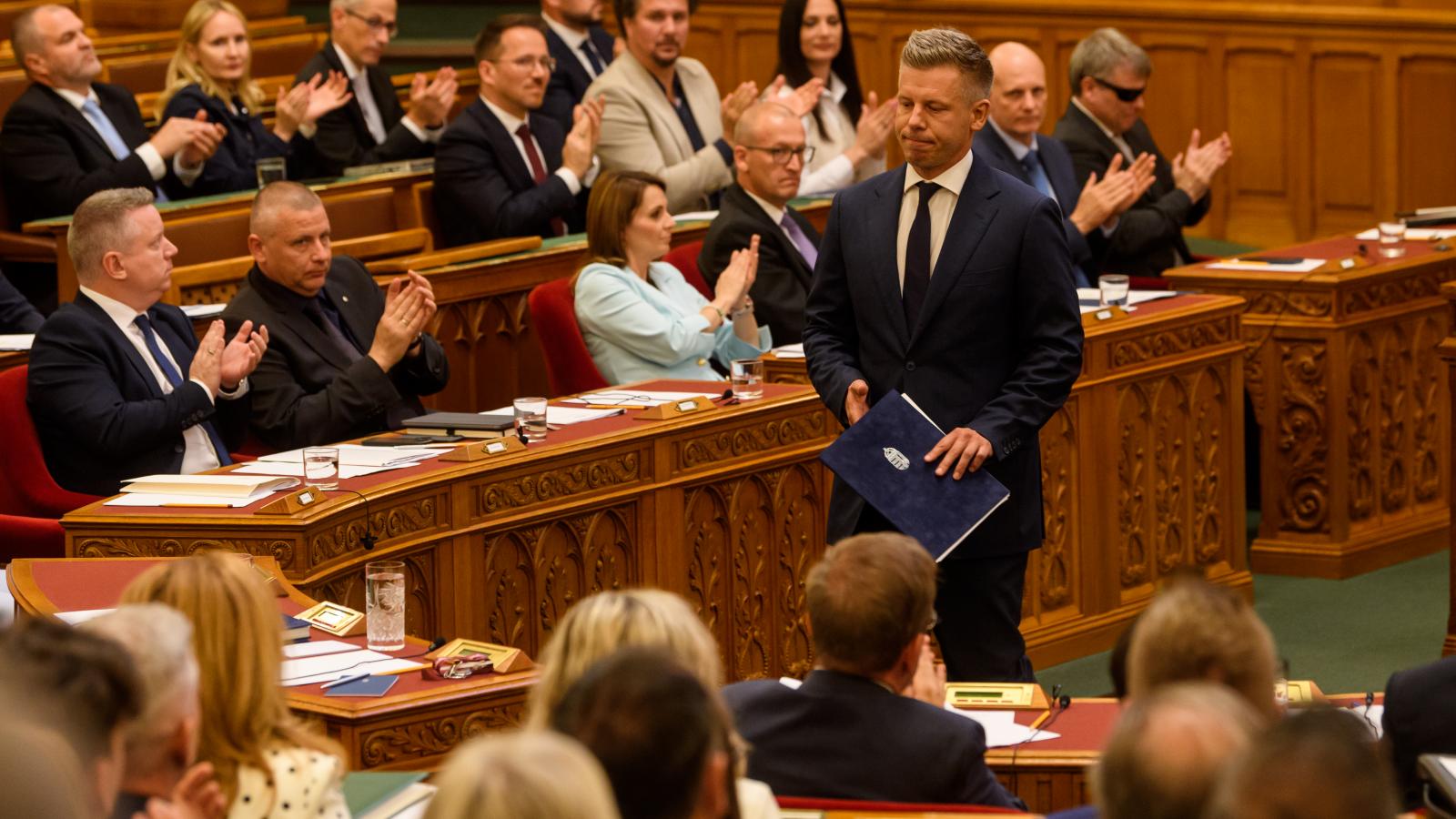 Magyar Péter az Országgyűlés rendkívüli ülésén július 13-án